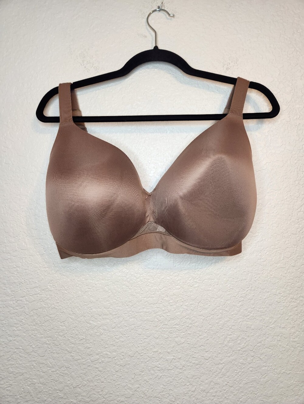 Cacique satin lightly lined full coverage bra 36G